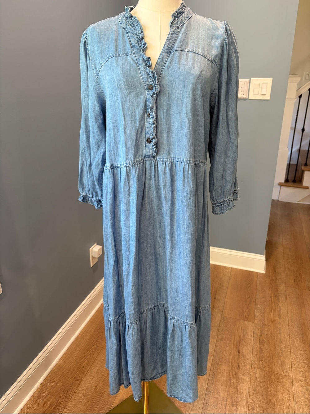 Nurture by Westbound Chambray Denim Tiered Midi Maxi Dress Ruffle Medium